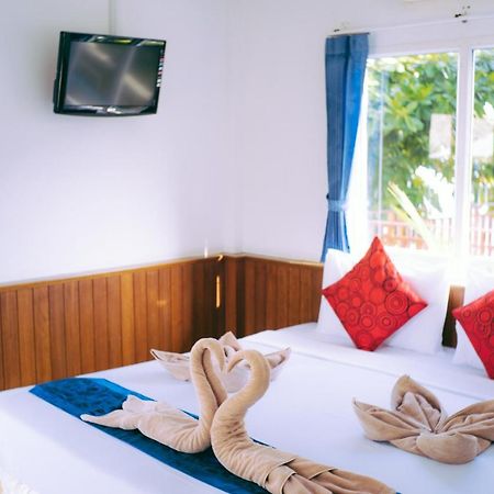 Amity Beach Resort Maret Buitenkant foto
