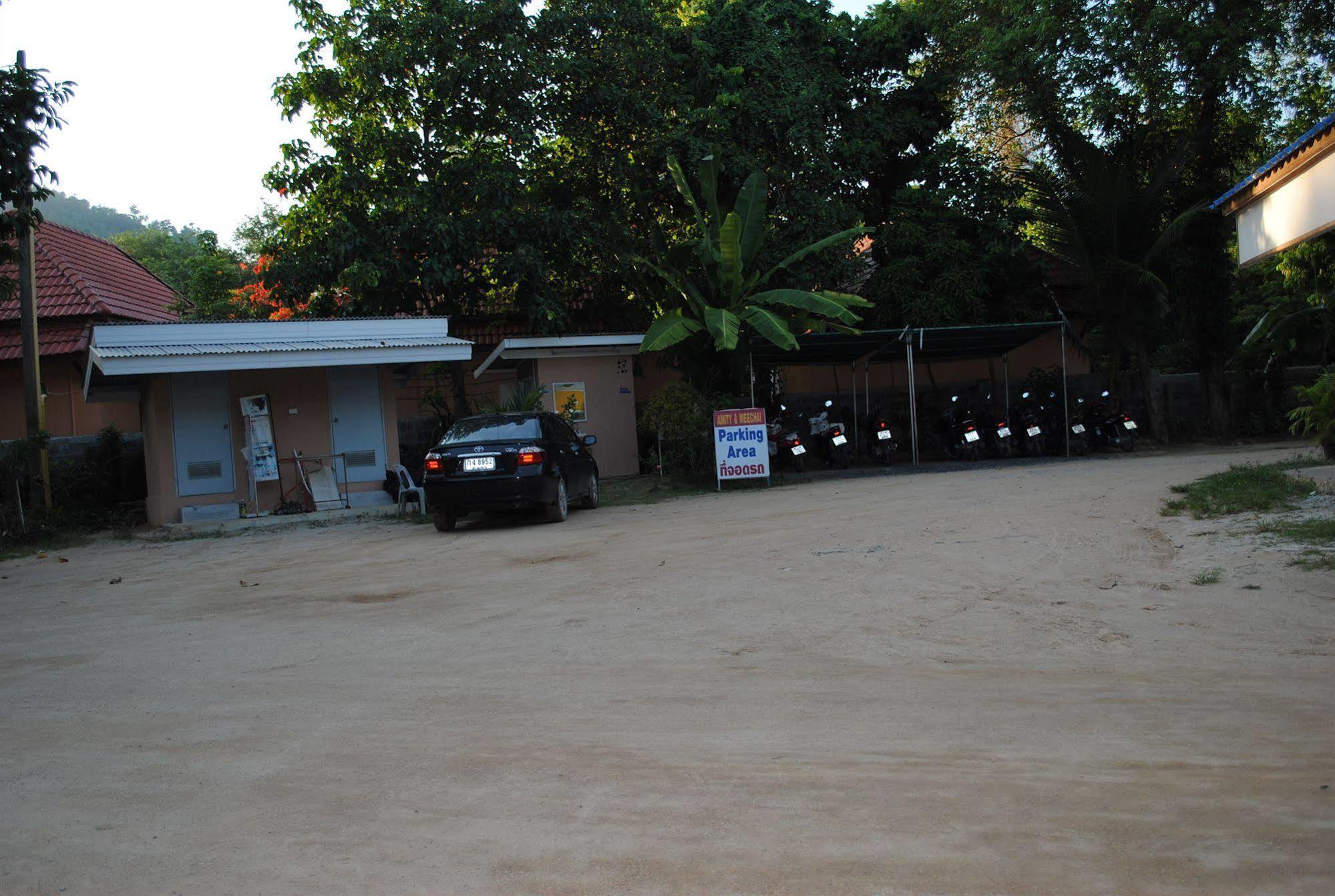 Amity Beach Resort Maret Buitenkant foto