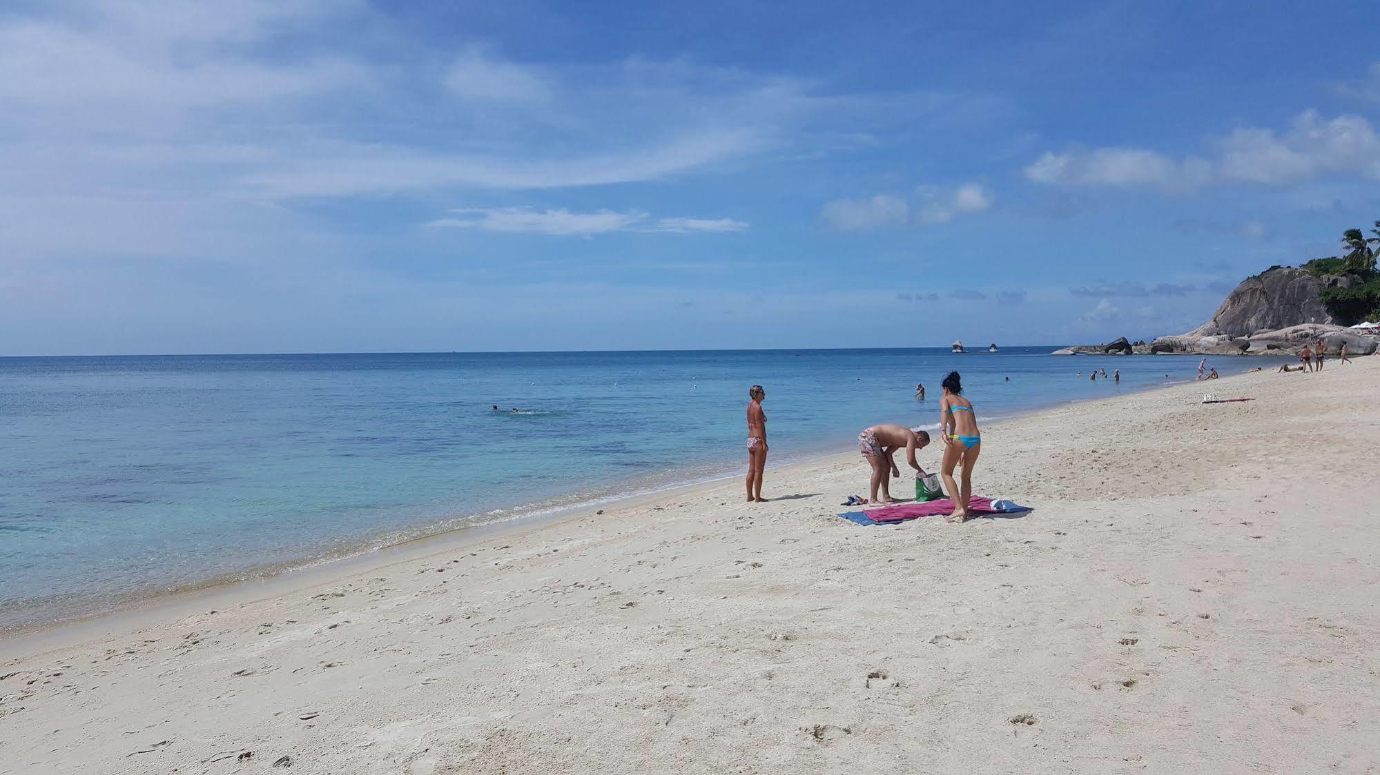 Amity Beach Resort Maret Buitenkant foto