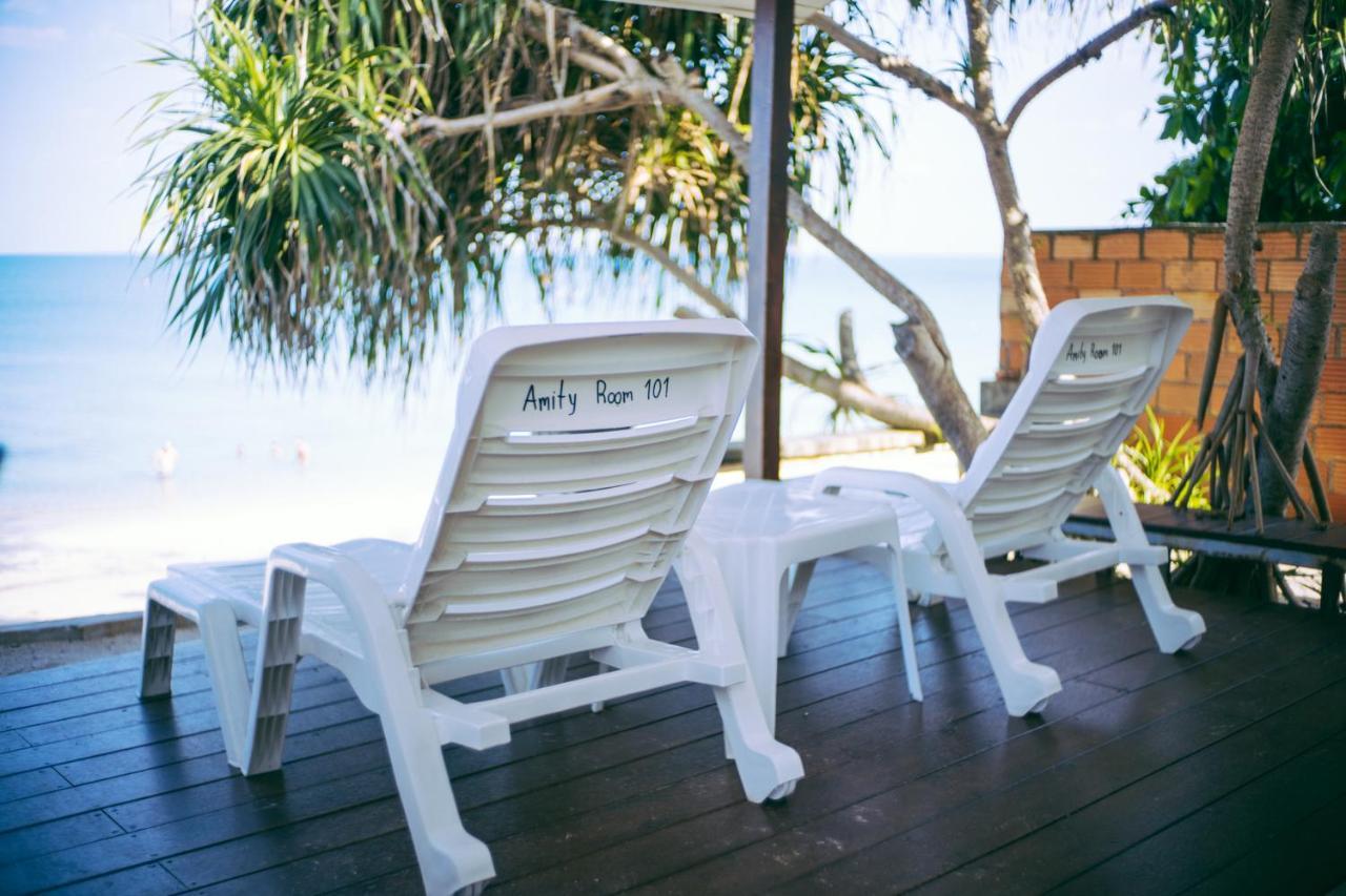 Amity Beach Resort Maret Buitenkant foto